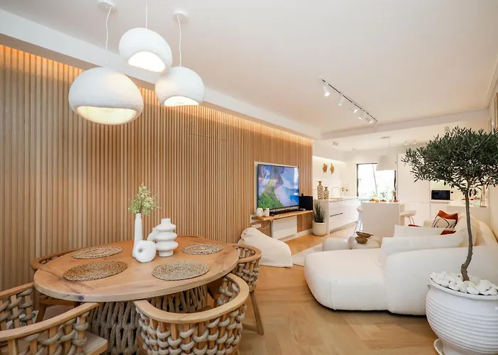 Glyfada Platinum Residence