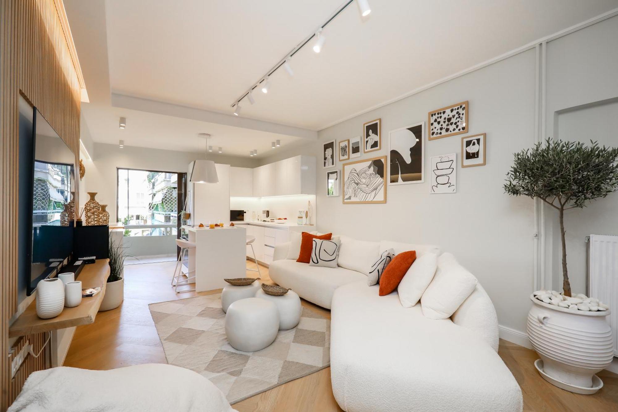 Glyfada Platinum * Athens